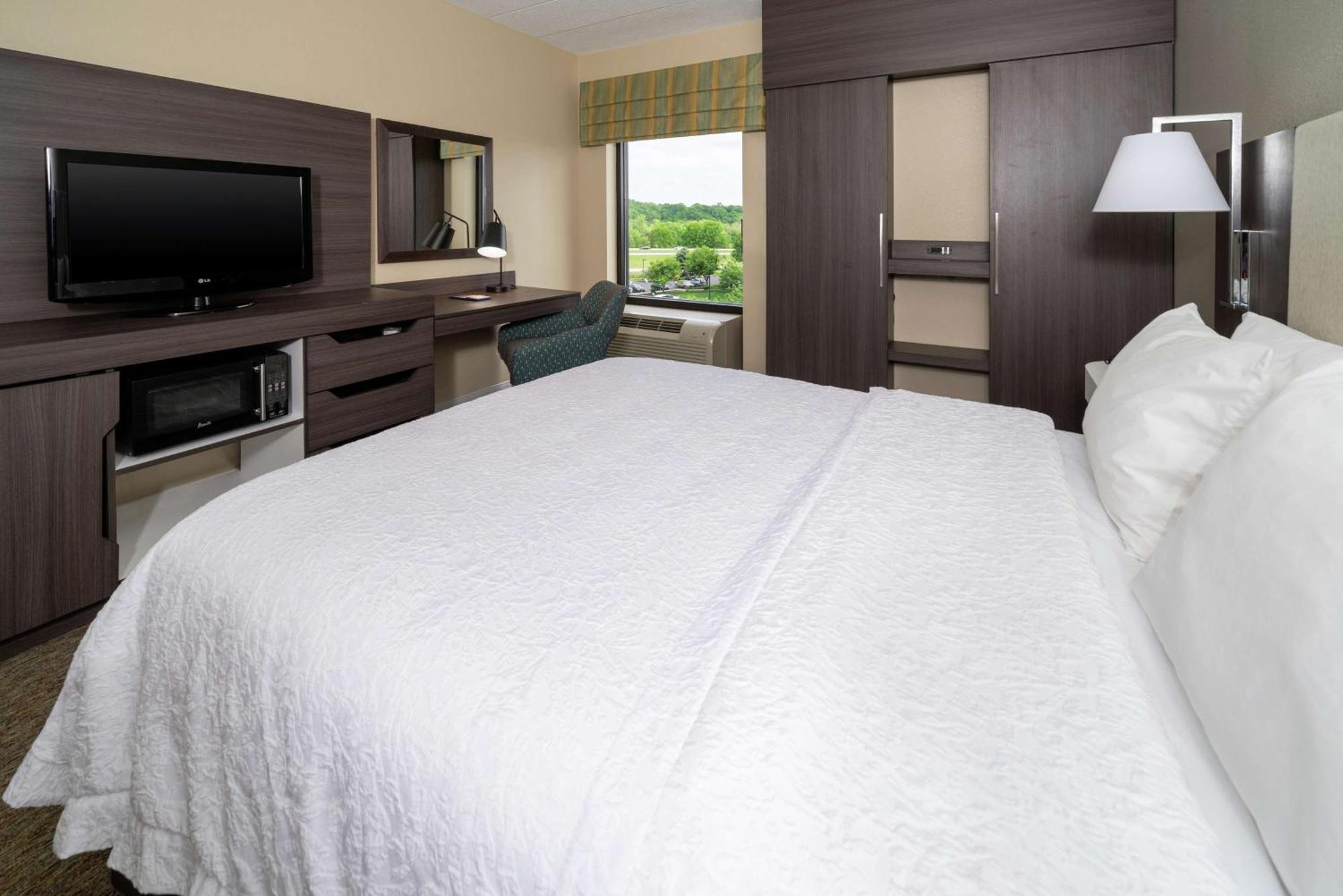 Hampton & Valley Forge/oaks Hotel Phoenixville