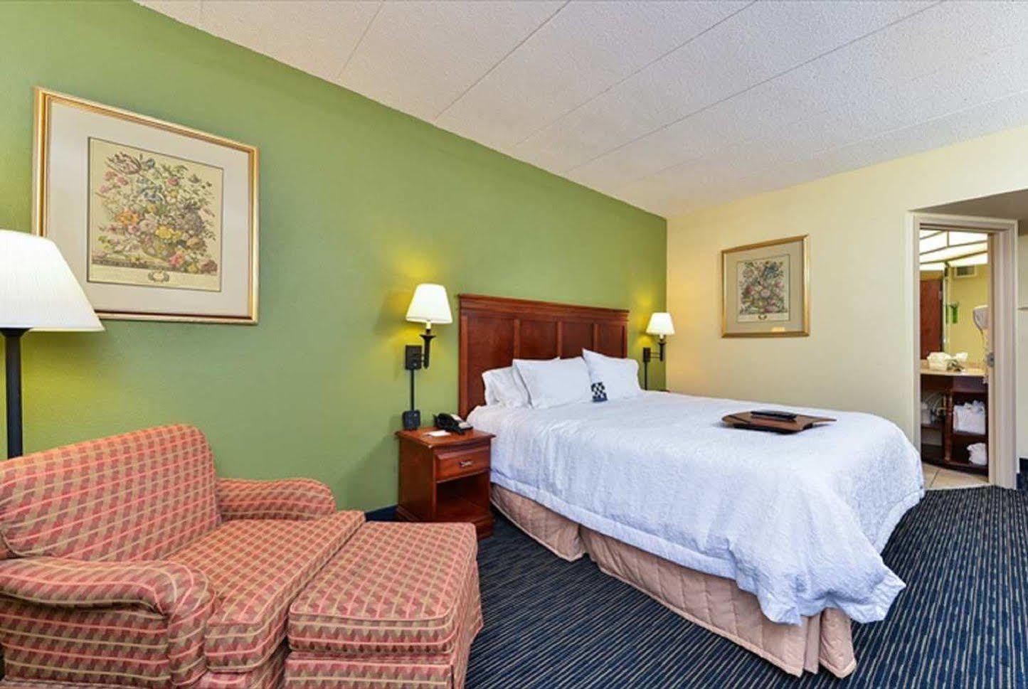 Hampton & Valley Forge/oaks Hotel Phoenixville