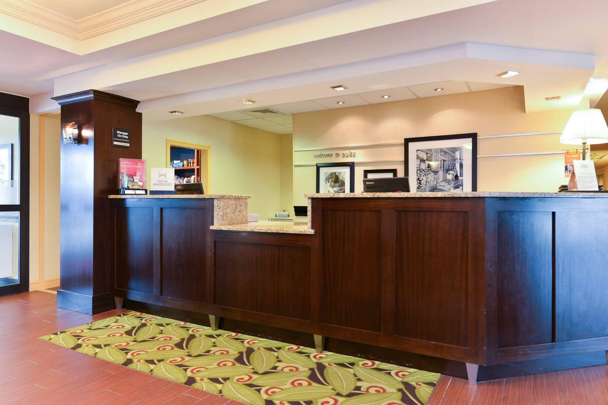 Hotel Hampton & Valley Forge/oaks 3*